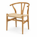 Chaise en bois avec assise en corde de fibres naturelles
